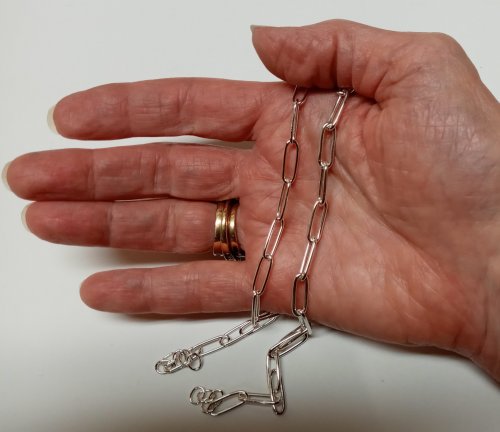 Judy Larson's Make a Fused Paperclip Chain - , Contemporary Wire Jewelry, Making Chain, Chain Making , make a fused paperclip chain